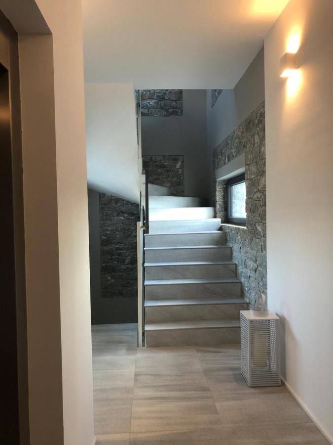 Elion Luxury Apartments Каламата Екстериор снимка