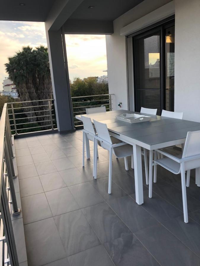 Elion Luxury Apartments Каламата Екстериор снимка