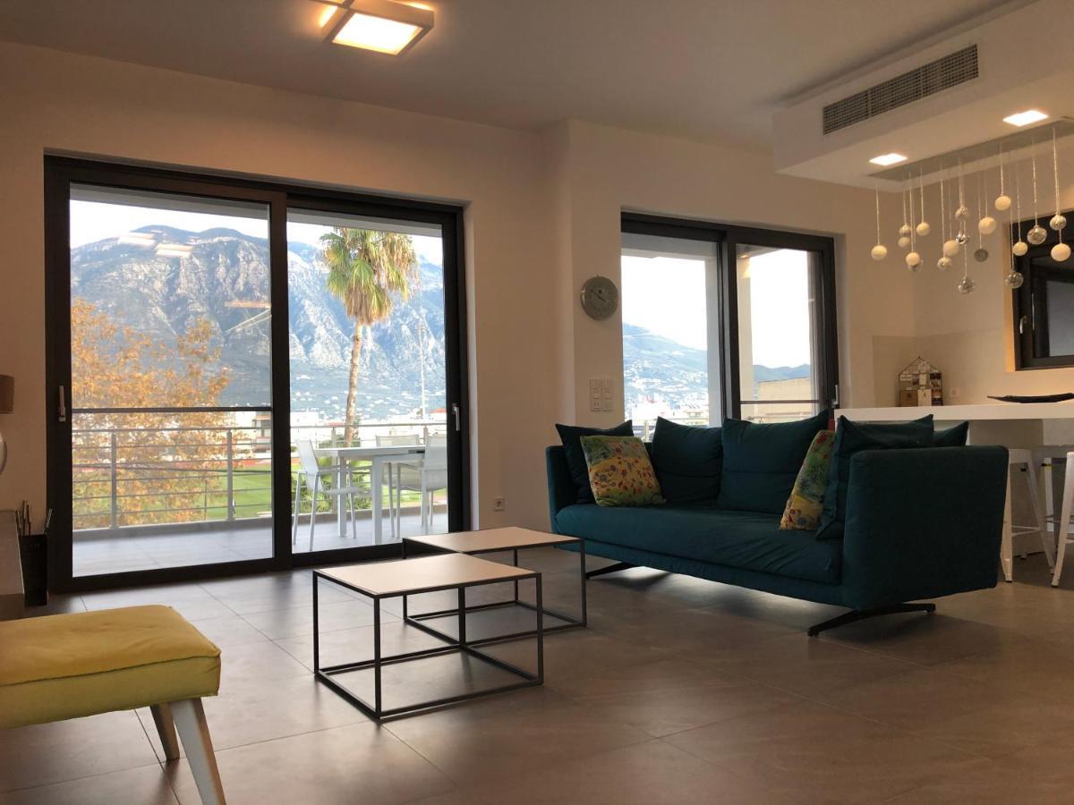 Elion Luxury Apartments Каламата Екстериор снимка