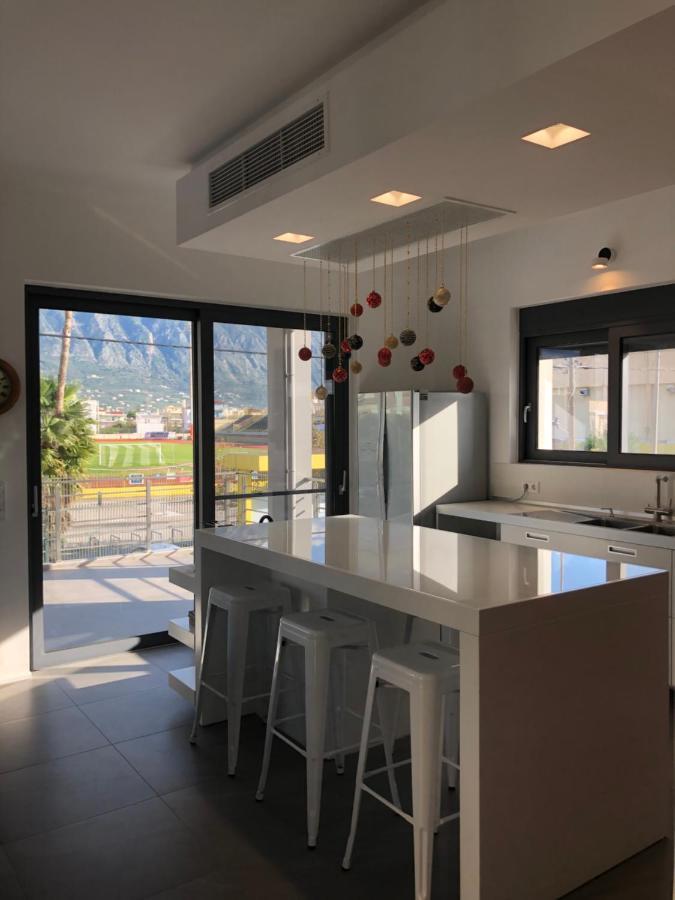 Elion Luxury Apartments Каламата Екстериор снимка