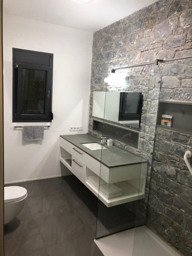 Elion Luxury Apartments Каламата Екстериор снимка